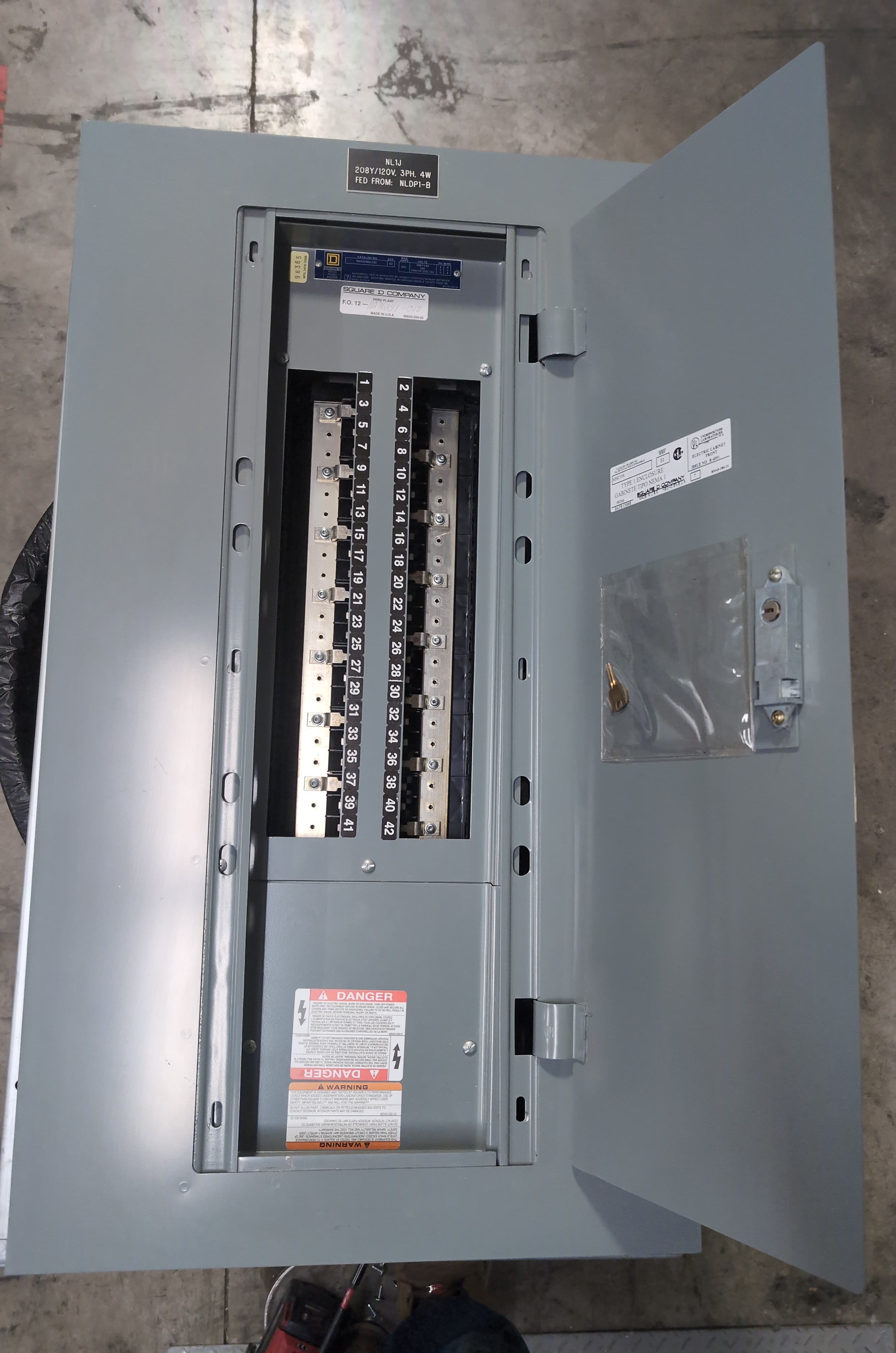 Square D NQOD442L225 Panelboard 225A 208/120V 3PH 4W MLO 42Cir Panel 225 Amp – image 1