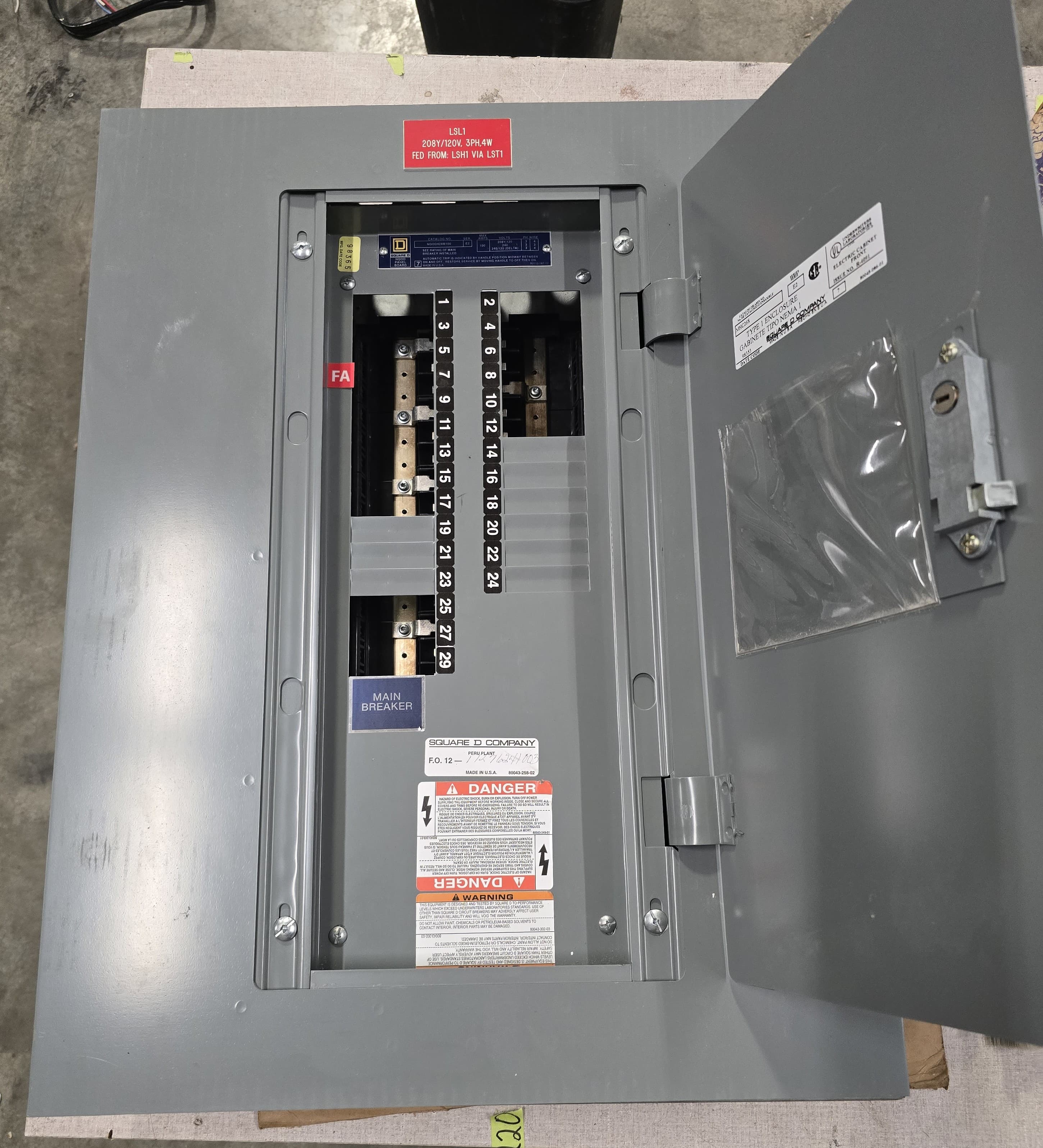 Square D NQOD424M100 Panelboard 100A 208/120V 3PH 24 Cir MCB Panel 100 Amp – image 1