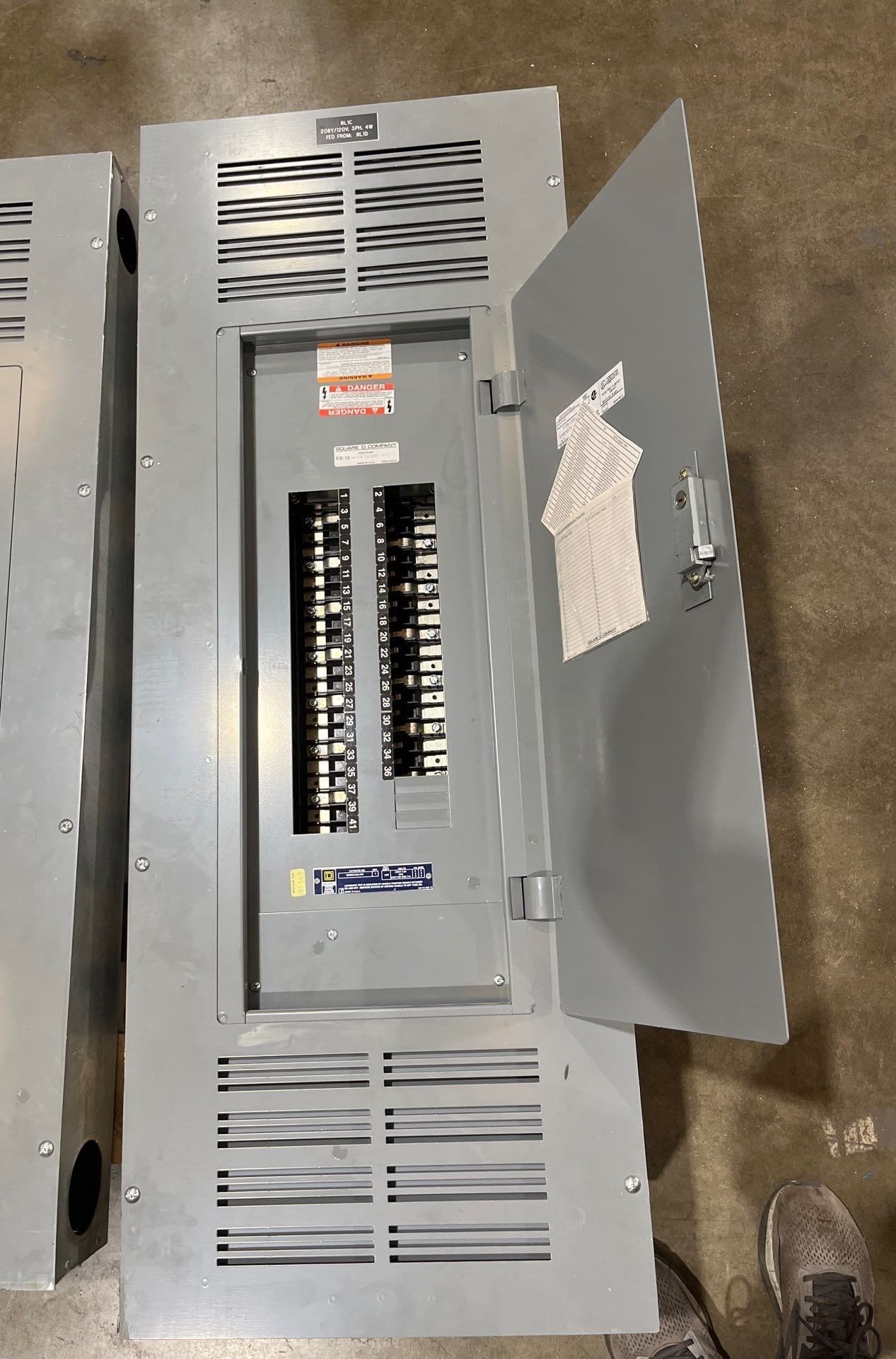 Square D NQOD442L400 Panelboard 400A 3PH 208Y/120V 4W MLO Panel 400 Amp 42 Cir – image 1