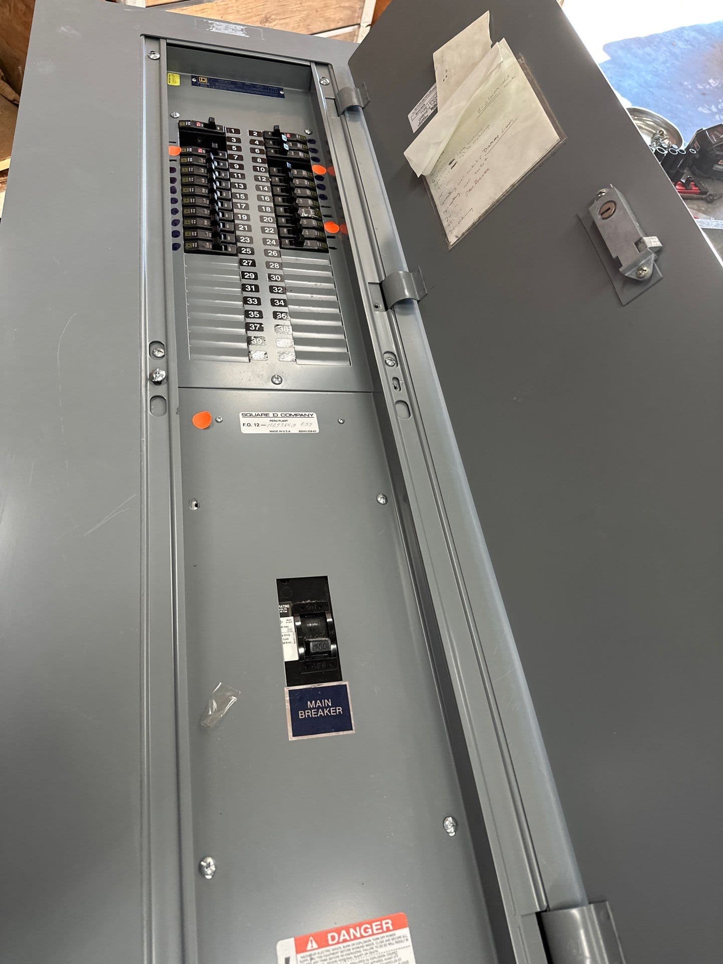 Square D NQOD442M225 Panelboard 225A 208/120V 3PH MCB Panel Indoor 225 Amp P337 – image 1