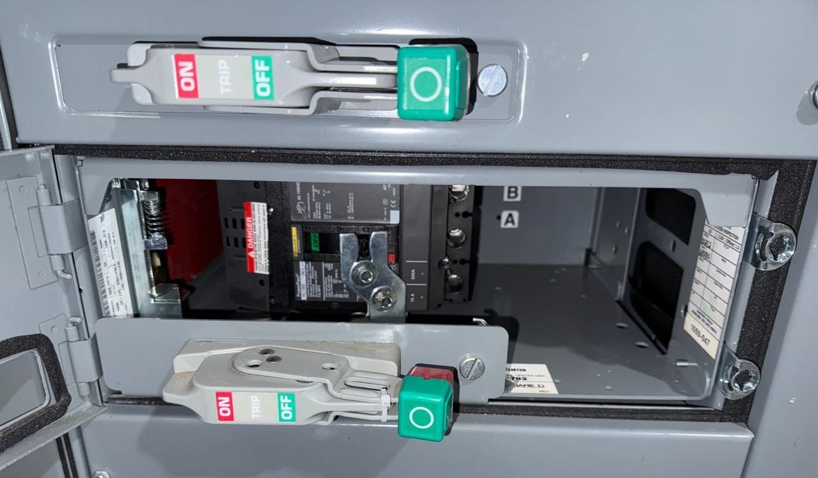 6" Square D Model 6 15A MCC Feeder Bucket HJL36015 Breaker 15 Amp HJL