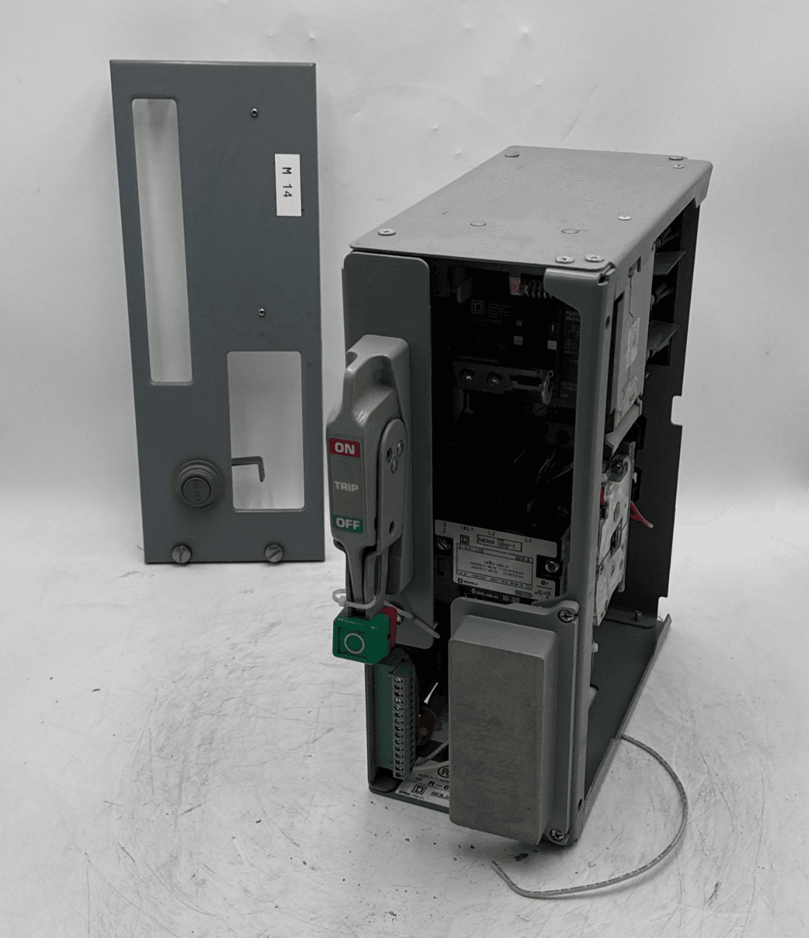 Square D Model 6 6" 15A Breaker Combo MCC Bucket Size 1 Starter GJL36015M03 – image 1