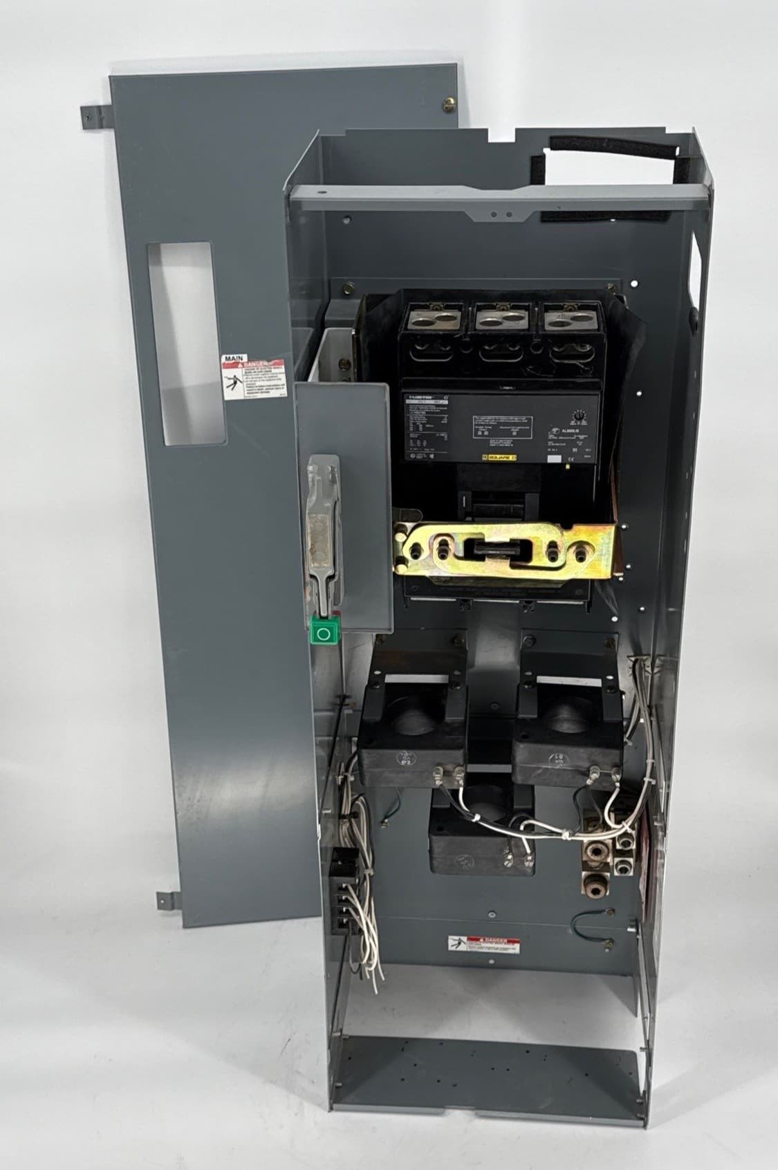 Square D Model 6 42" 600A Main MCC Bucket LIL366001366 600 Amp Breaker – image 1