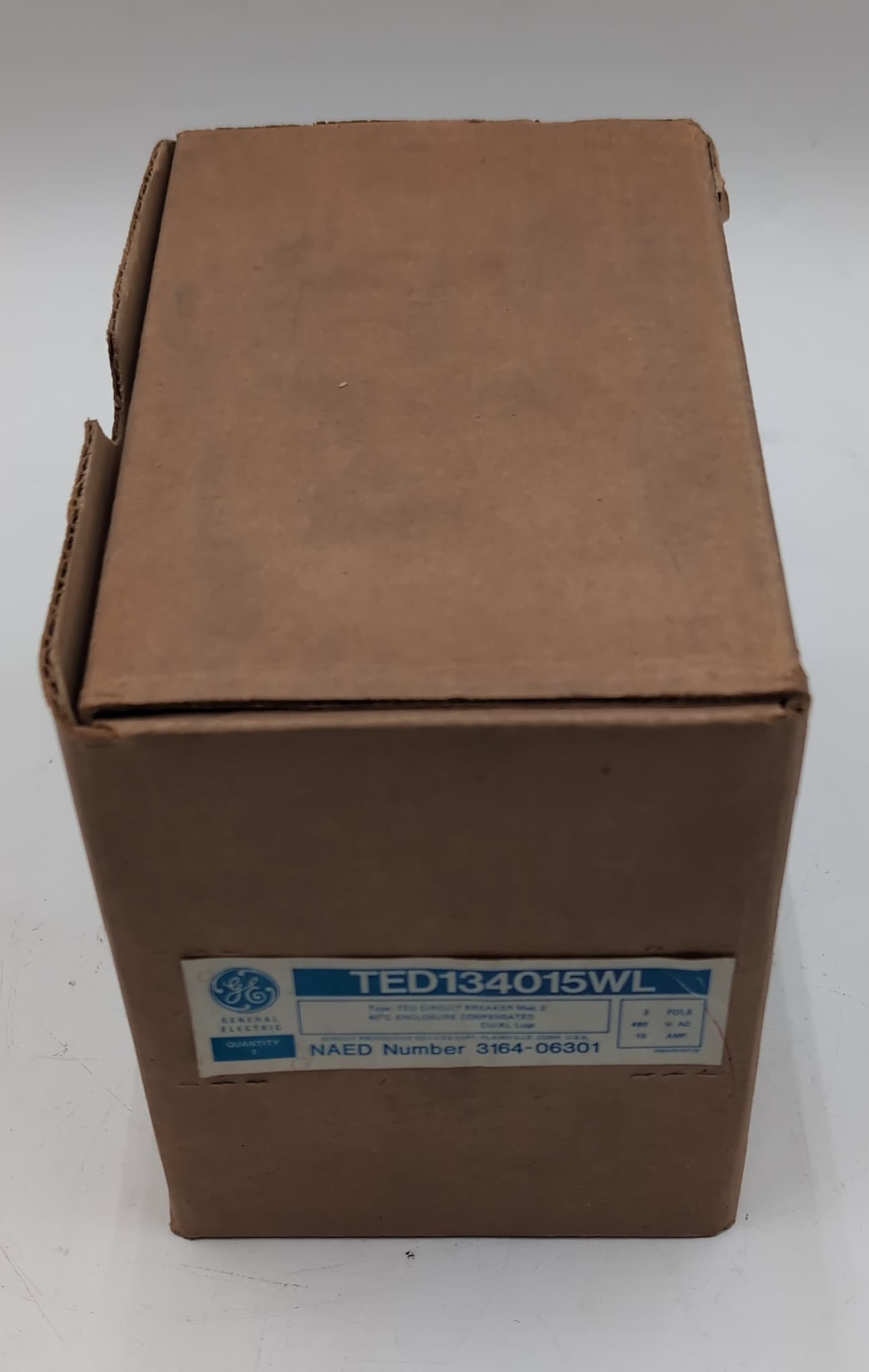 GE TED134015WL Circuit Breaker 3-Pole 15 Amp 480V E150 Line With Lugs NEW – image 1