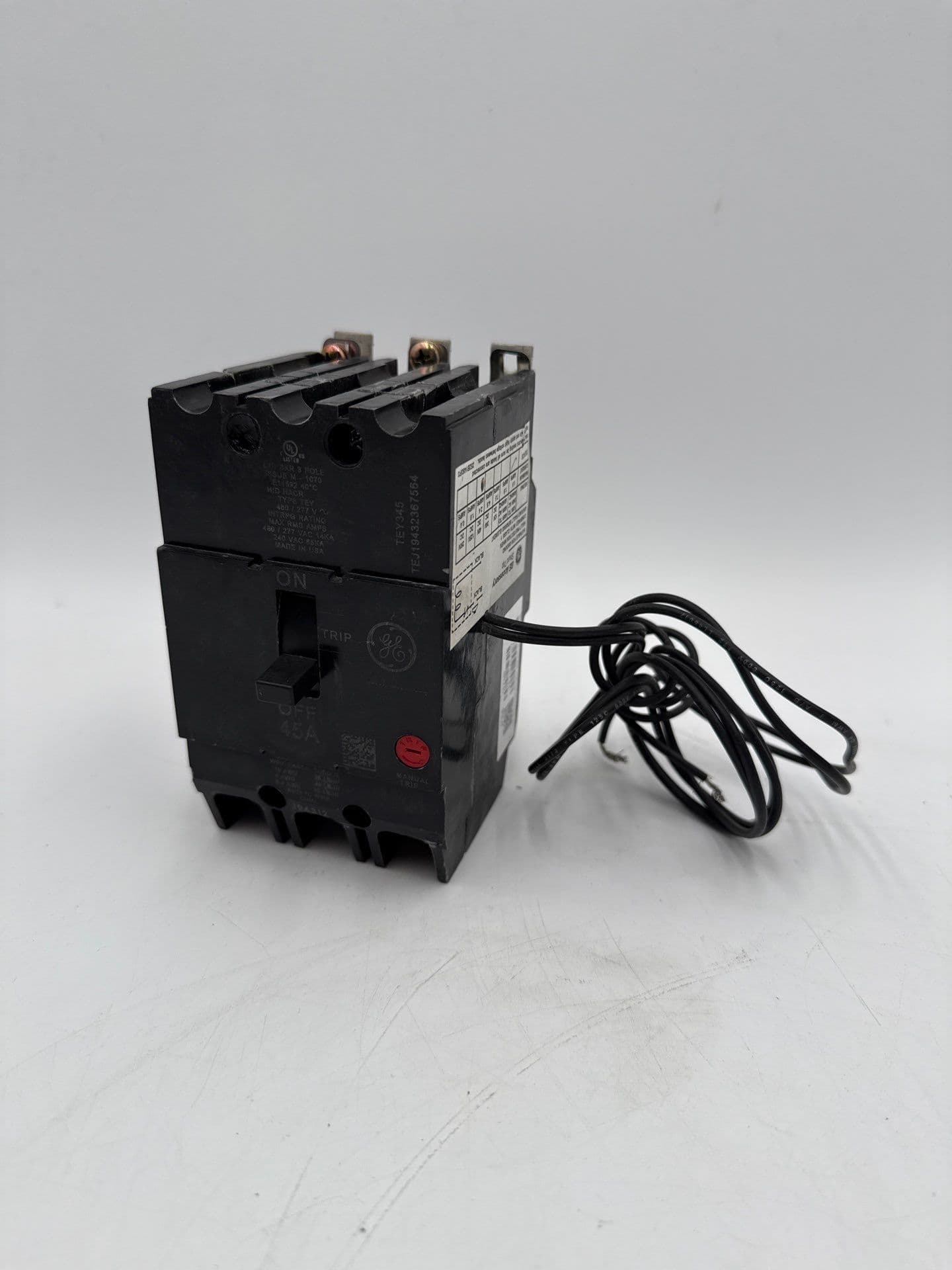 GE TEY345ST12 Bolt on Circuit Breaker 45A 3P 480V 3PH Shunt Trip 45 Amp TEY – image 1