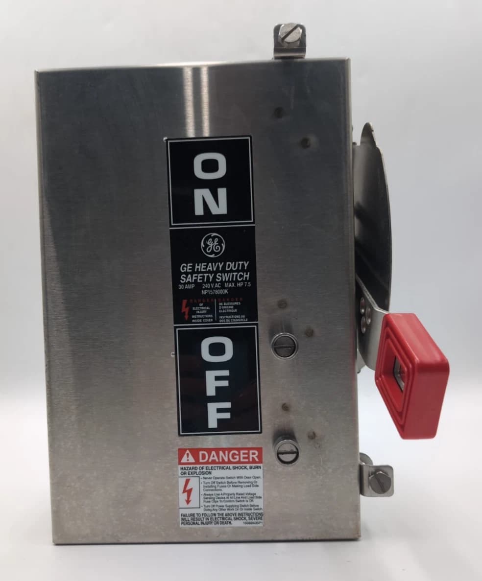 GE TH4321SS Safety Disconnect Switch 30A 3P 240V 3PH 4X Encl 30 Amp 3 Pole New