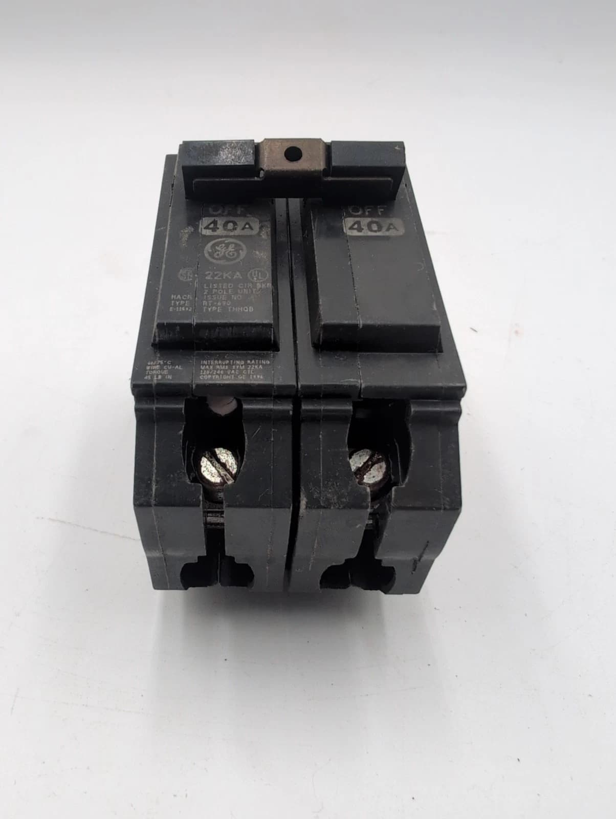 GE THHQB2140 Circuit Breaker 40A 2P 120/240V THQB Bolt On 40 Amp 2 Pole 22kA – image 1