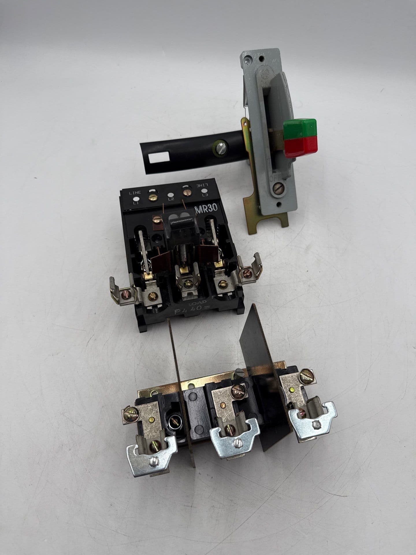 GE THMS31 Fusible QMR Disconnect Switch 30A 3P 600V With Handle