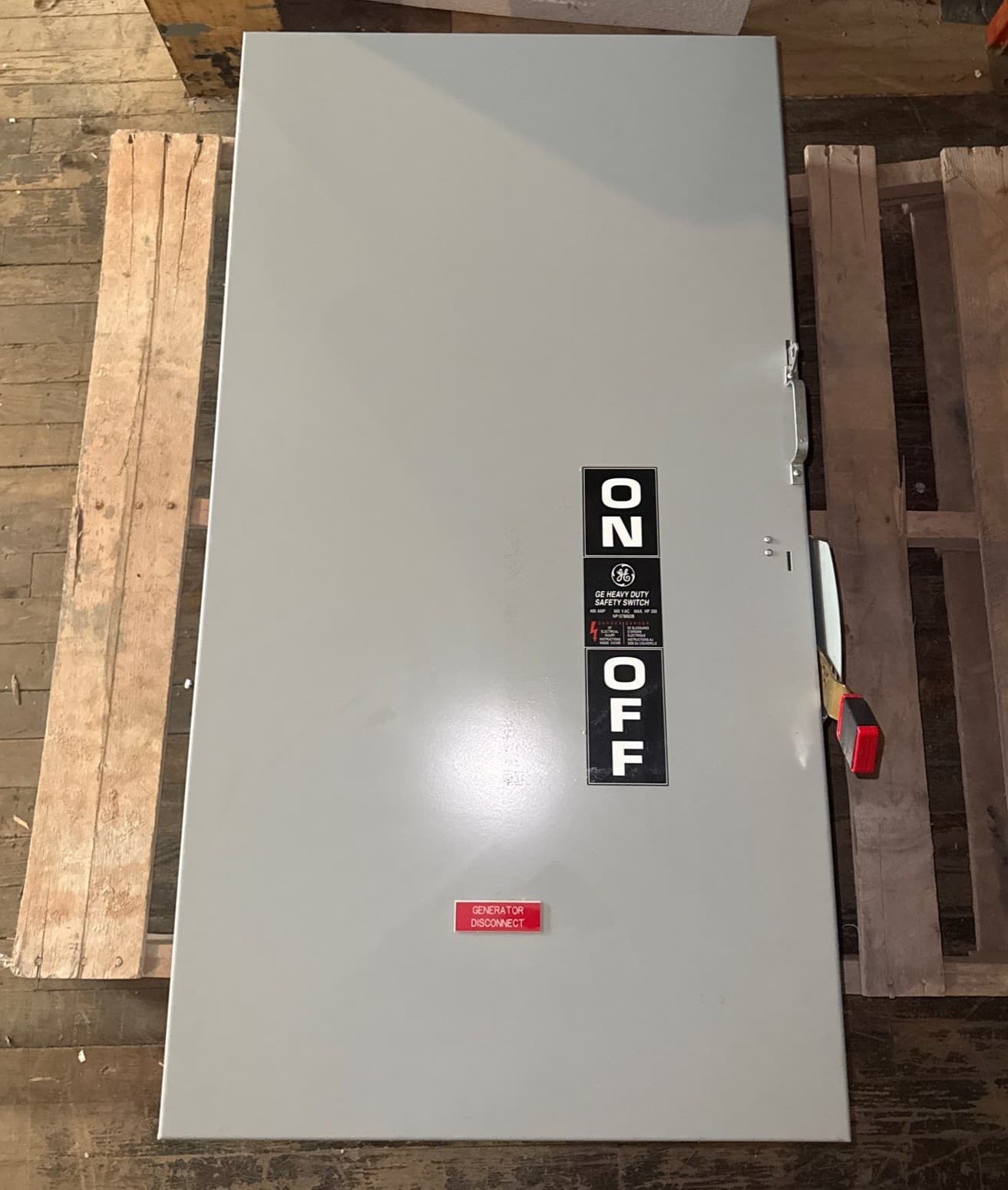 GE THN3365 Safety Disconnect Switch 400A 3P 600V 3PH NEMA 1 Indoor 400 Amp 3Pole