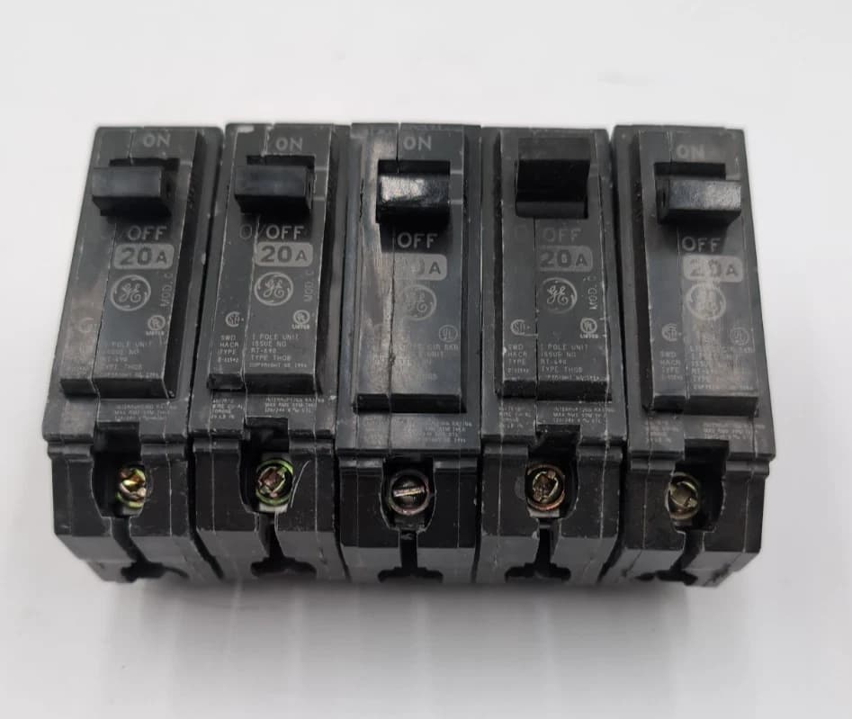 5 PC Lot GE THQB1120 Circuit Breaker 20A 1P 120/240V Bolt On THQB 20 Amp 1 Pole