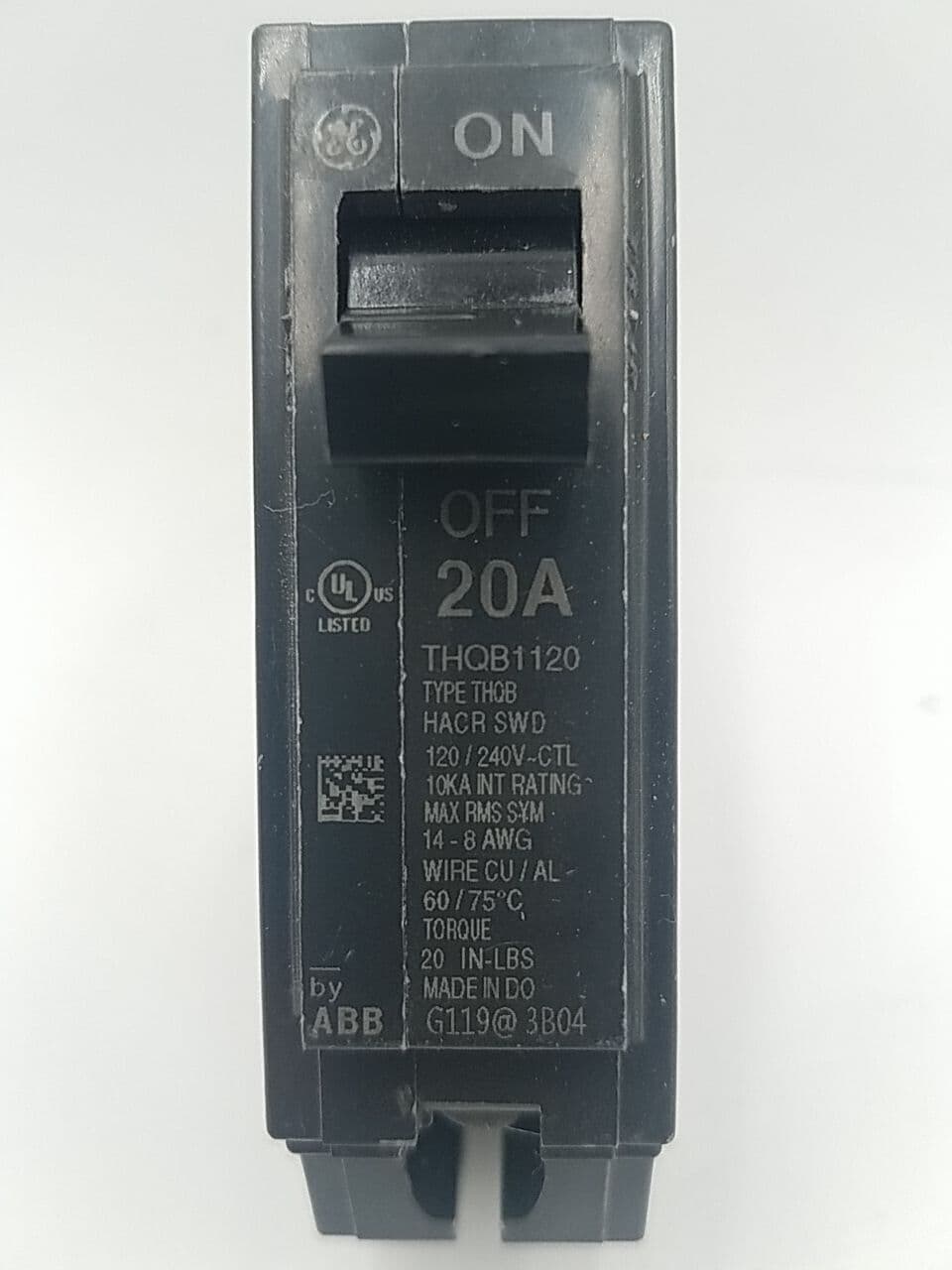 GE THQB1120 – image 1