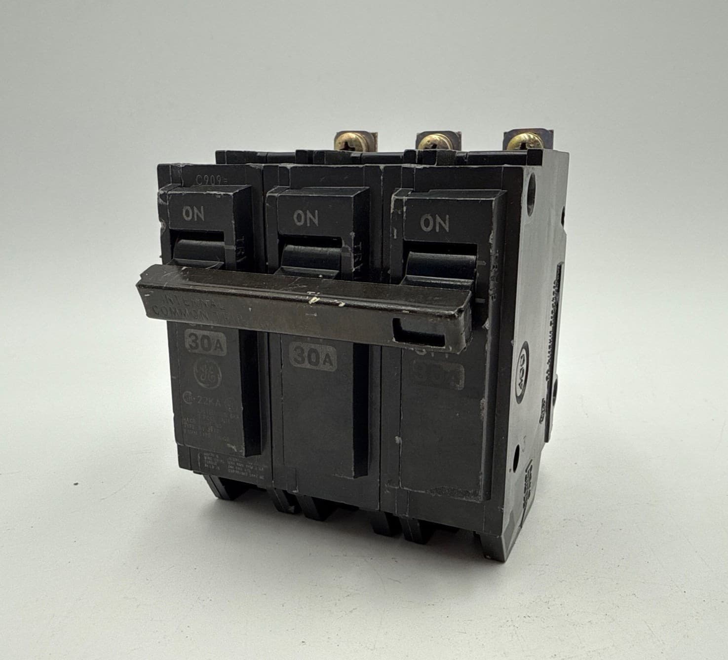 GE THQB32030 Circuit Breaker 30A 3P 240V THQL Bolt On 30 Amp 3 Pole – image 1