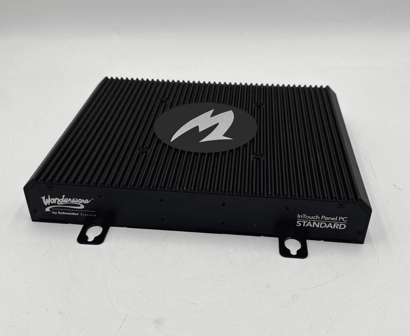 Wonderware TSND2U-0000-TN3C InTouch Panel PC Standard 12-24VDC 37W – image 1