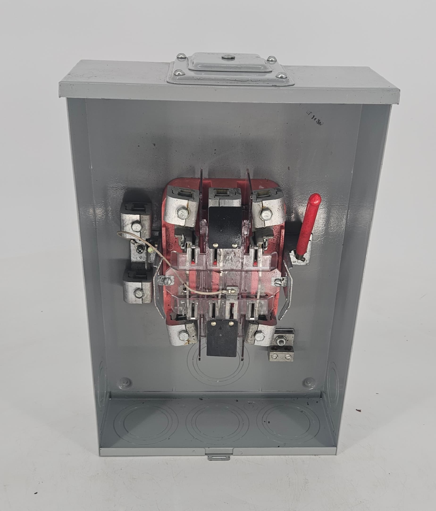 Milbank U2145-RXL-CAPL Meter Socket 200A 7-Jaw Lever Bypass 3-Phase 600V NEMA 3R – image 1