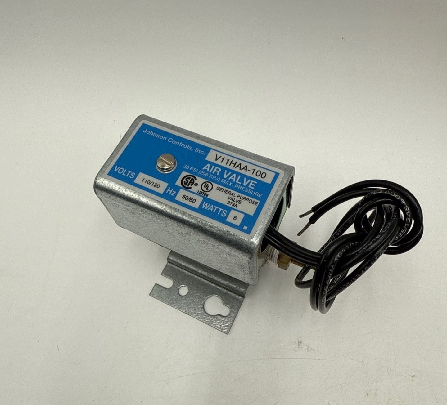 Johnson V11HAA-100 Solenoid Air Valve 110/120V 6W 30PSI 50-60Hz – image 1