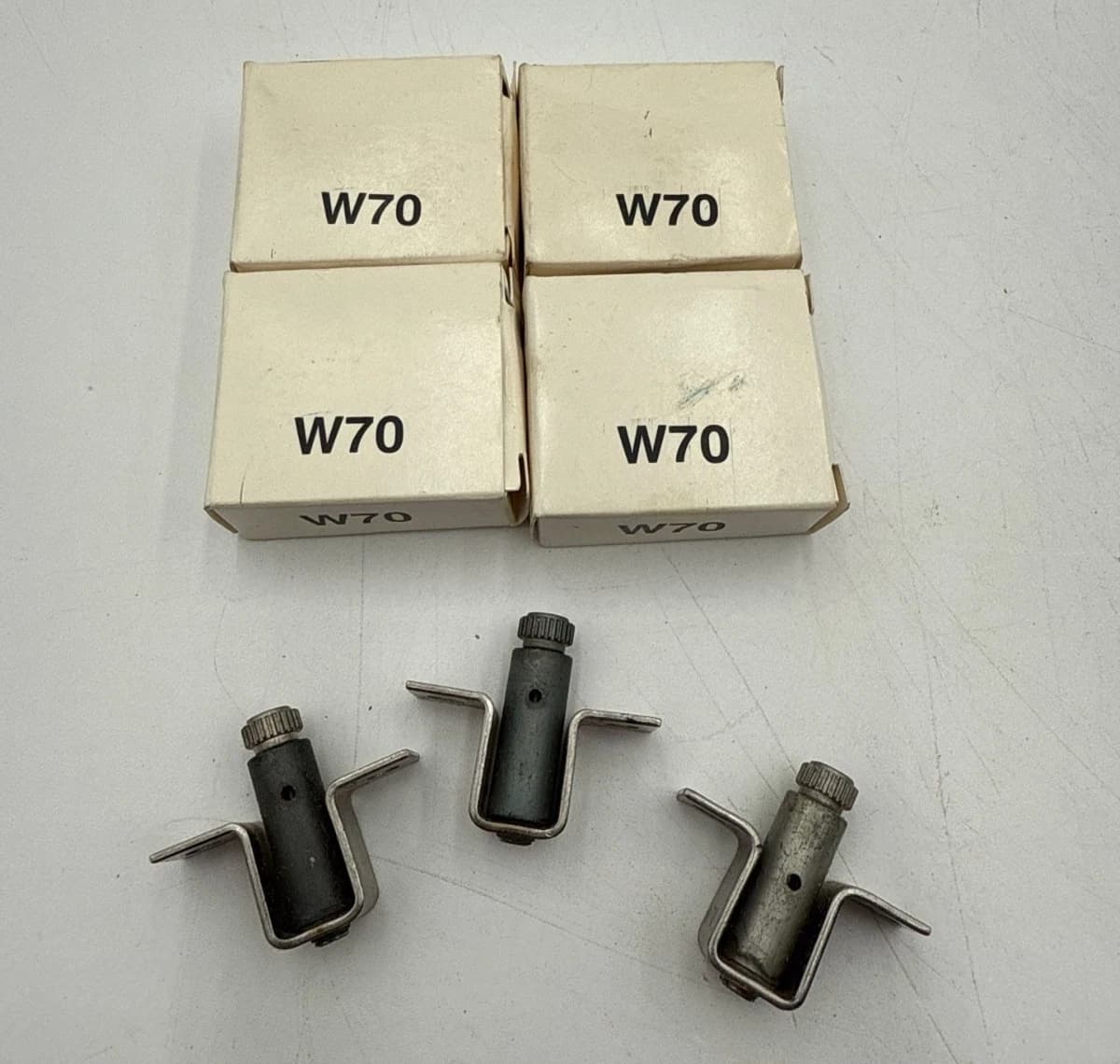 7PC Lot Allen Bradley W70 Thermal Overload Relay Heater Element Unit 48.5A W-70 – image 1