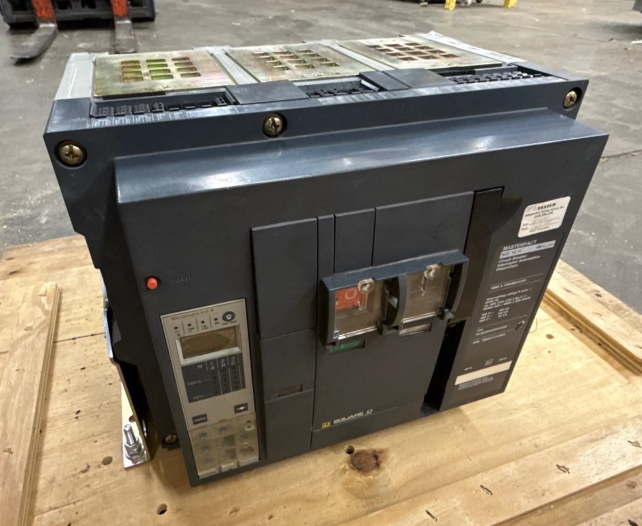 Square D NW 16 H Circuit Breaker 1600A 3P 600V 3PH Micrologic 6.0A NW16H – image 1