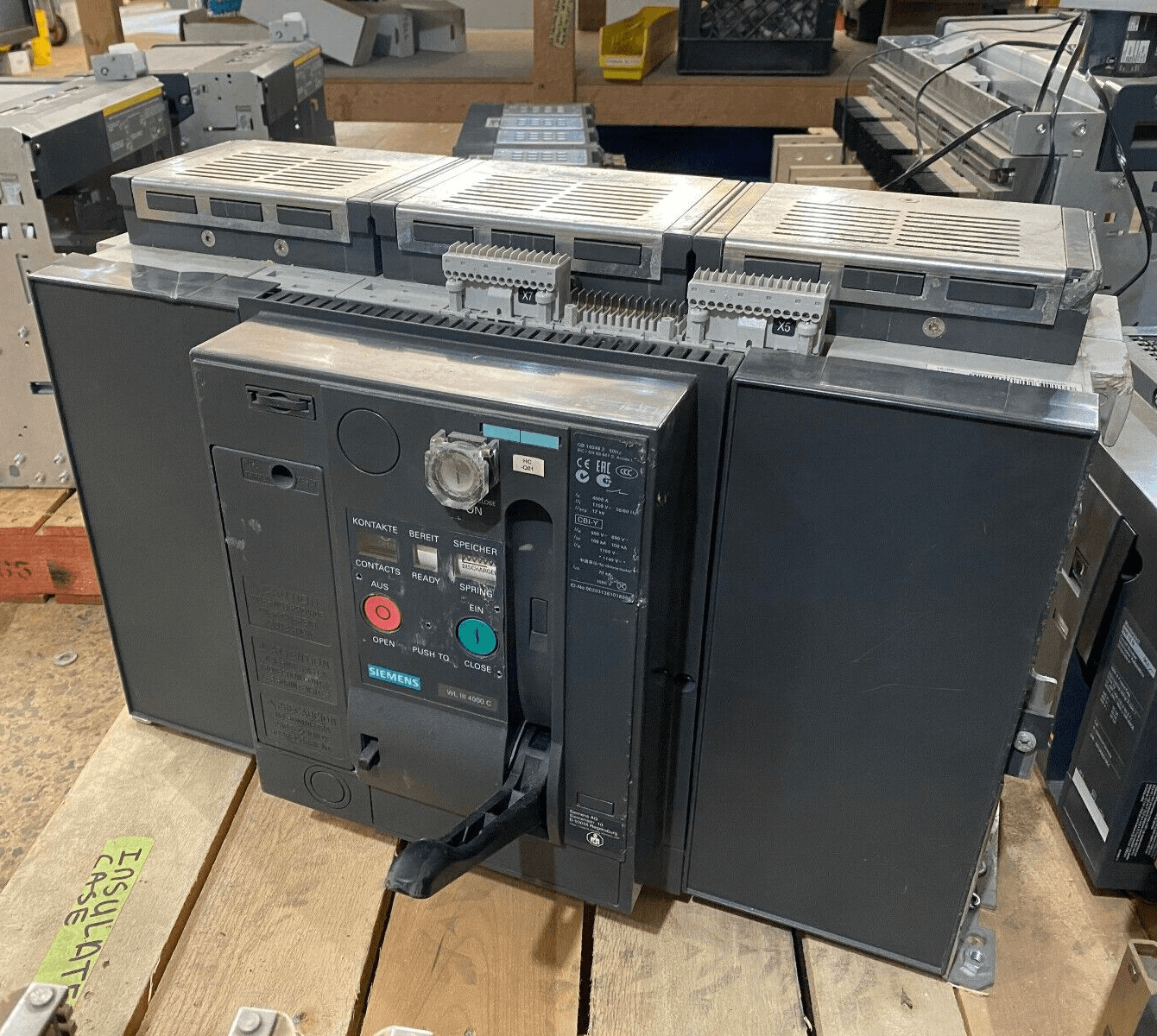 Siemens WLL3F340 Circuit Breaker 4000A 3P 600V 3PH WL Series 4000 Amp 3 Pole