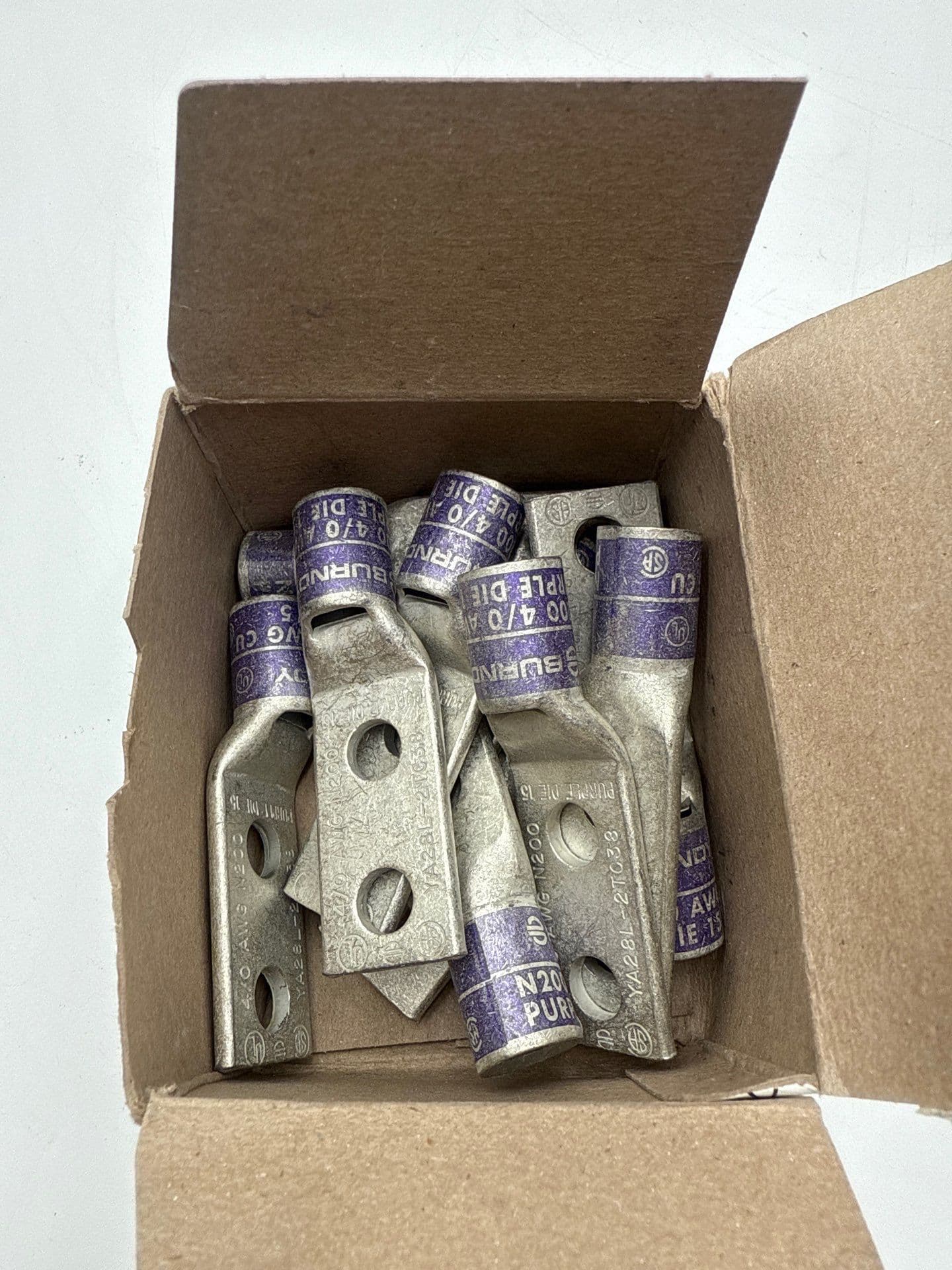 10PC Burndy YA28L-2TC38 4/0 AWG N200 Copper 2-Hole Compression Terminal – image 1