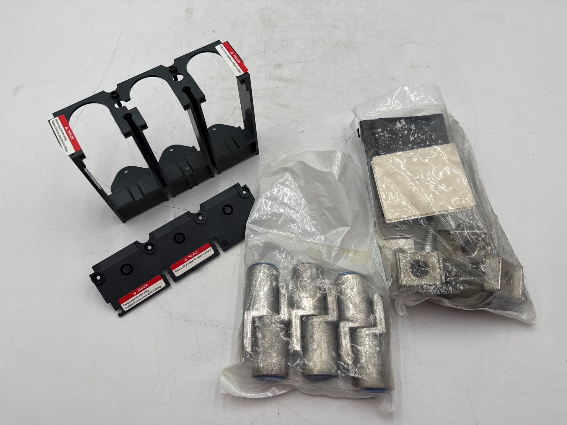Square D YA600L32K3 Circuit Breaker Compression Lug Kit (6) 600A 3P POWERPACT L
