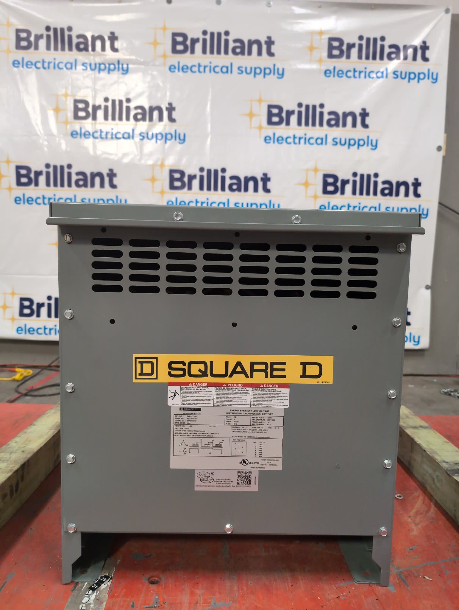 Square D EXN15T3HF 15kVA Dry Type Transformer 480V/208-120V NEMA 2