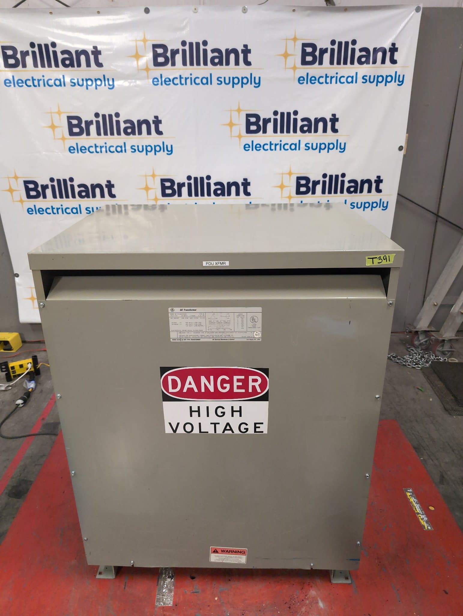 GE 9T23Q3476G03 150 kVA Dry Type Transformer 480V/208-120V NEMA 2