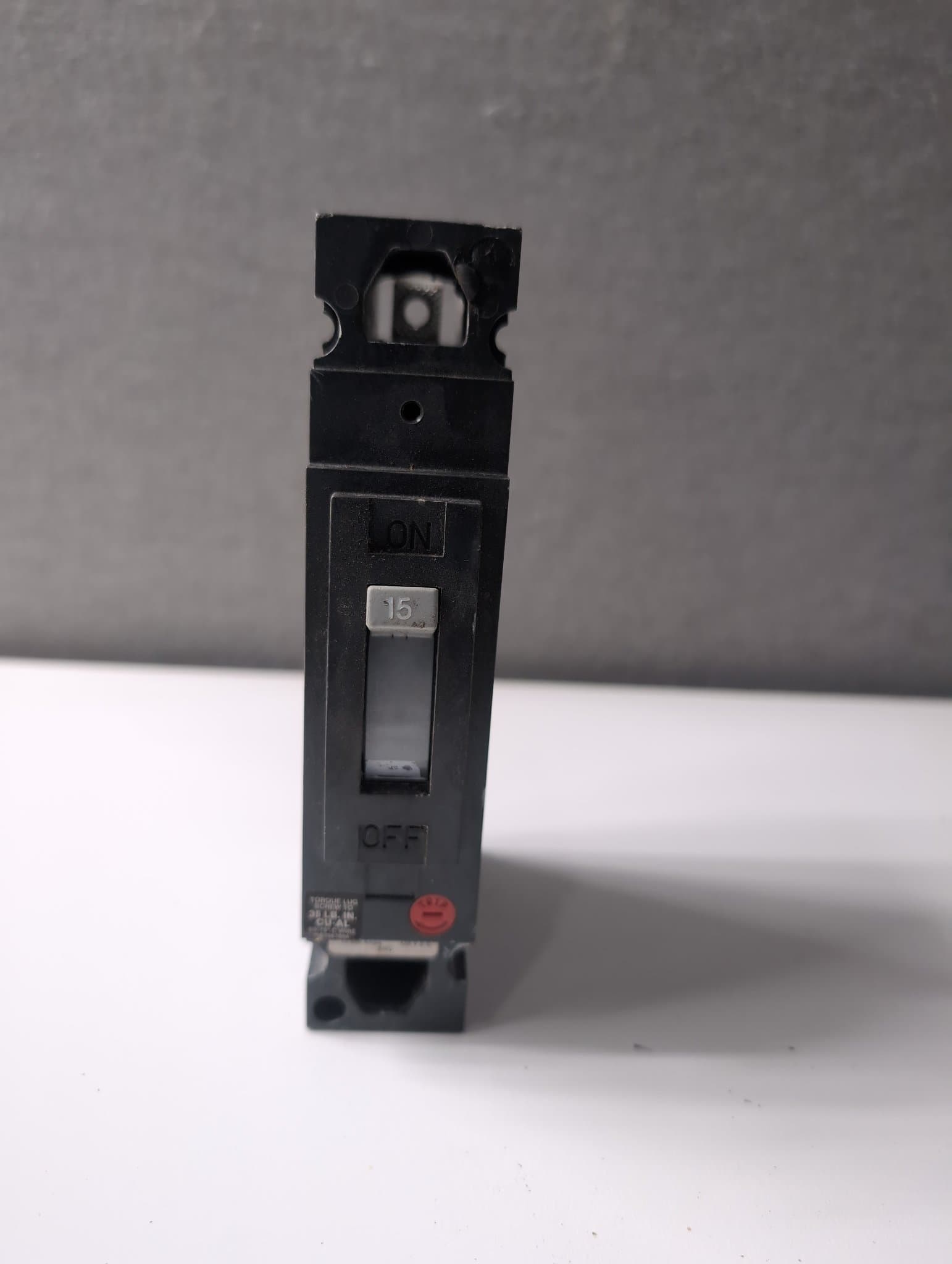 GE THED113015 Circuit Breaker 15A 1P 277V