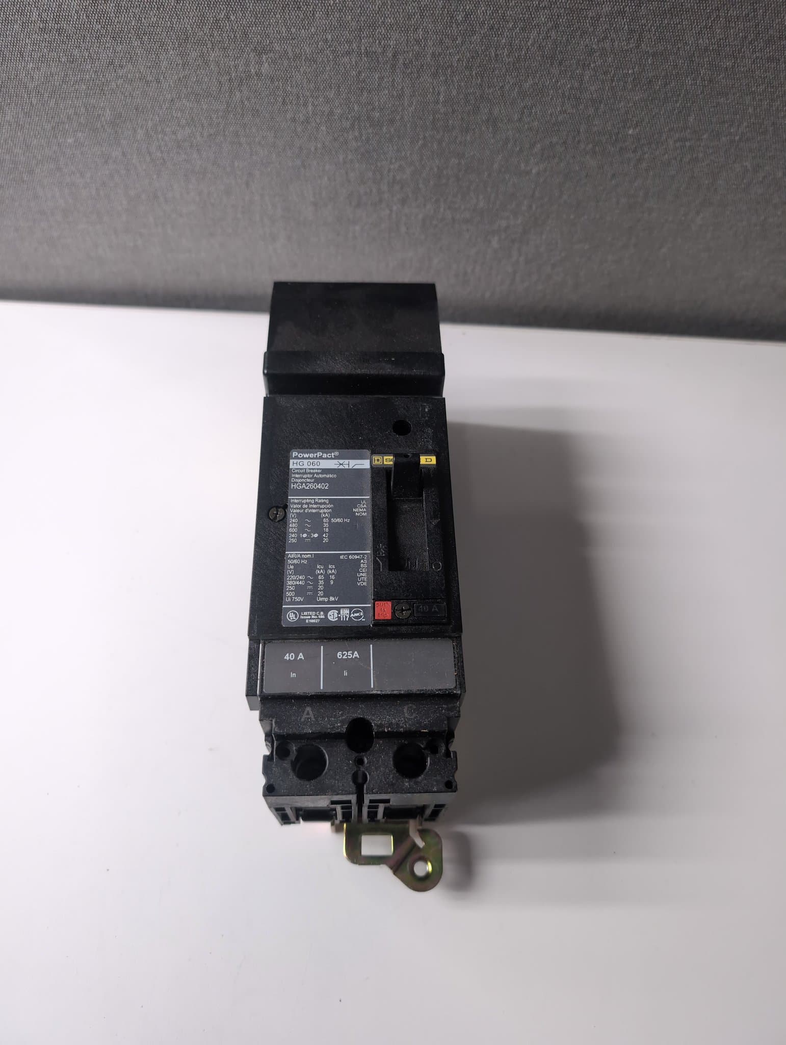 Square D HGA260402 Circuit Breaker 40A 600V 2 Pole – image 1