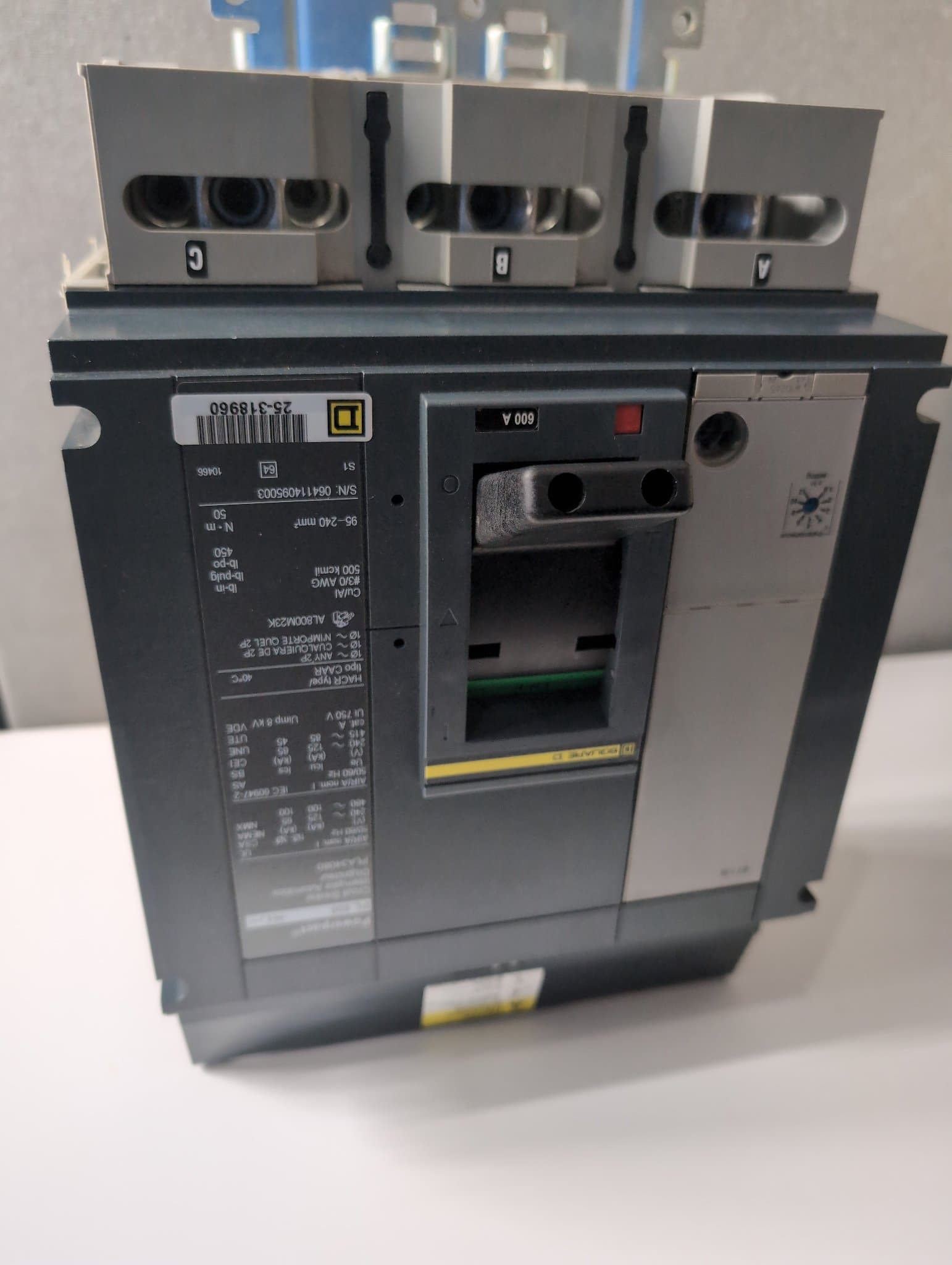 Square D PLA34060 Circuit Breaker 600A 480V 3P I-Line – image 1