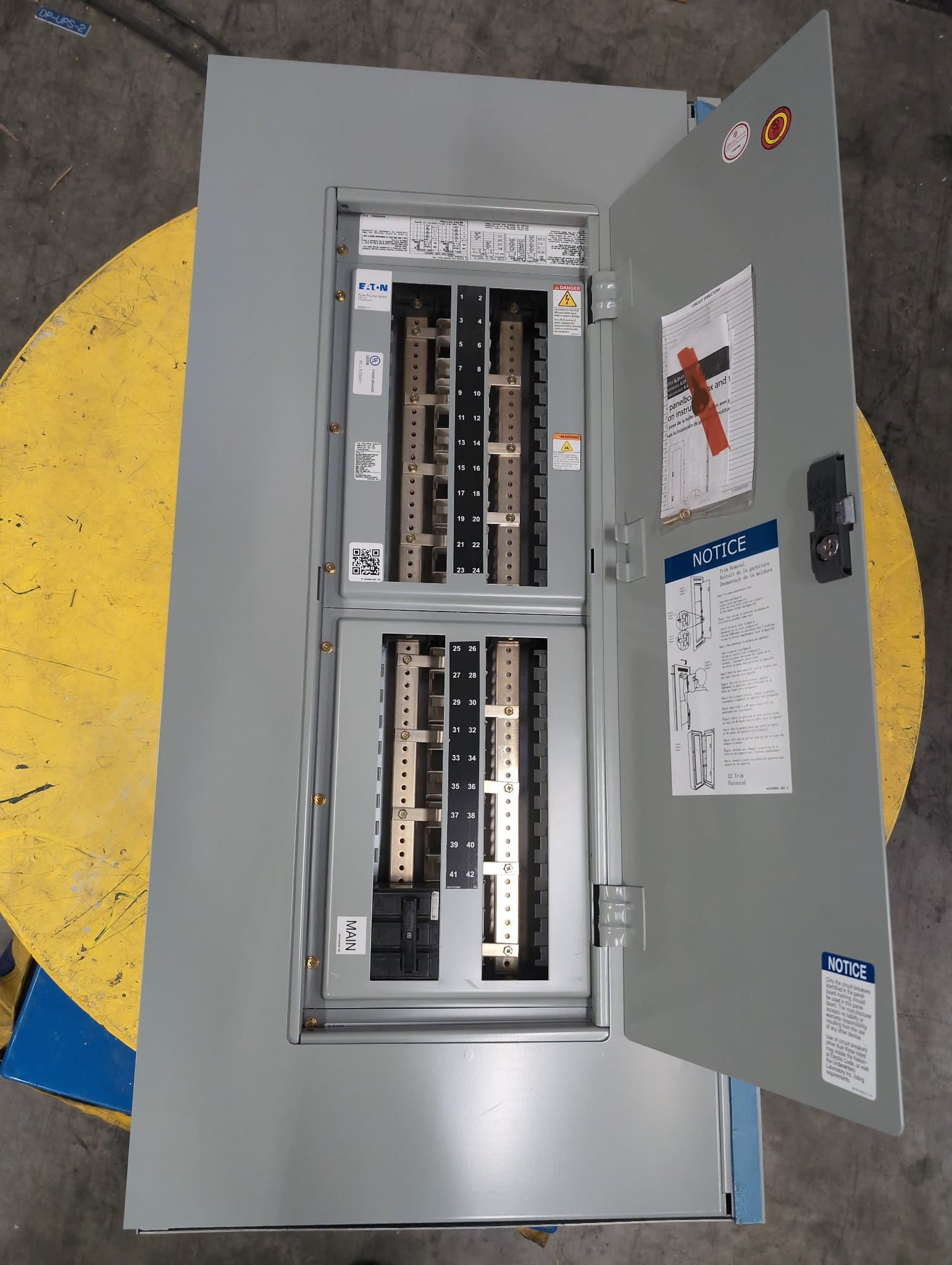 Eaton PRL1X POW-R-LINE Panelboard 100A 208/120V 54 Cir NEMA 1