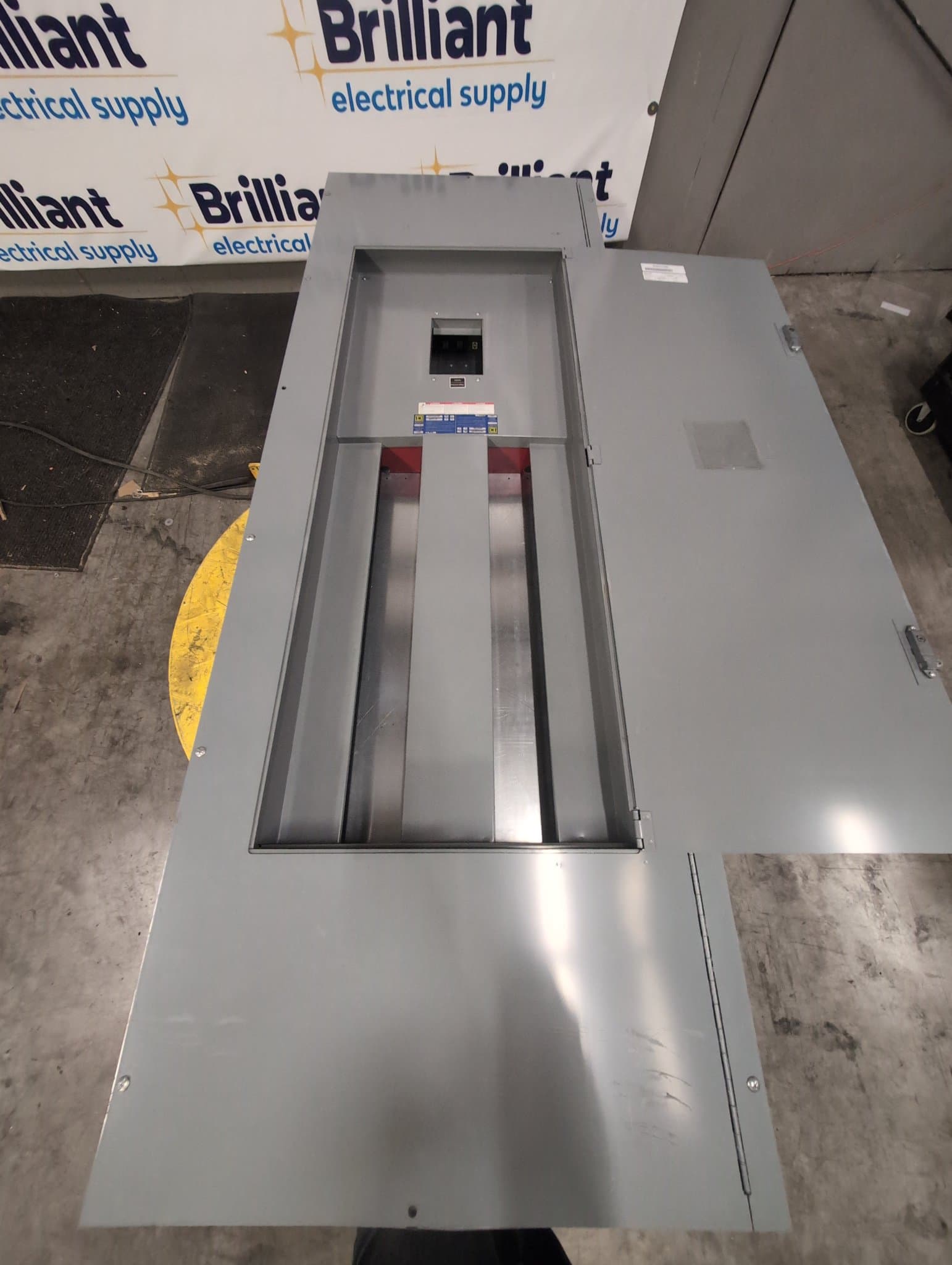 Square D HC3291DB89 i-Line Panelboard 600A 480/277V MLO 48 Cir NEMA 1 – image 1